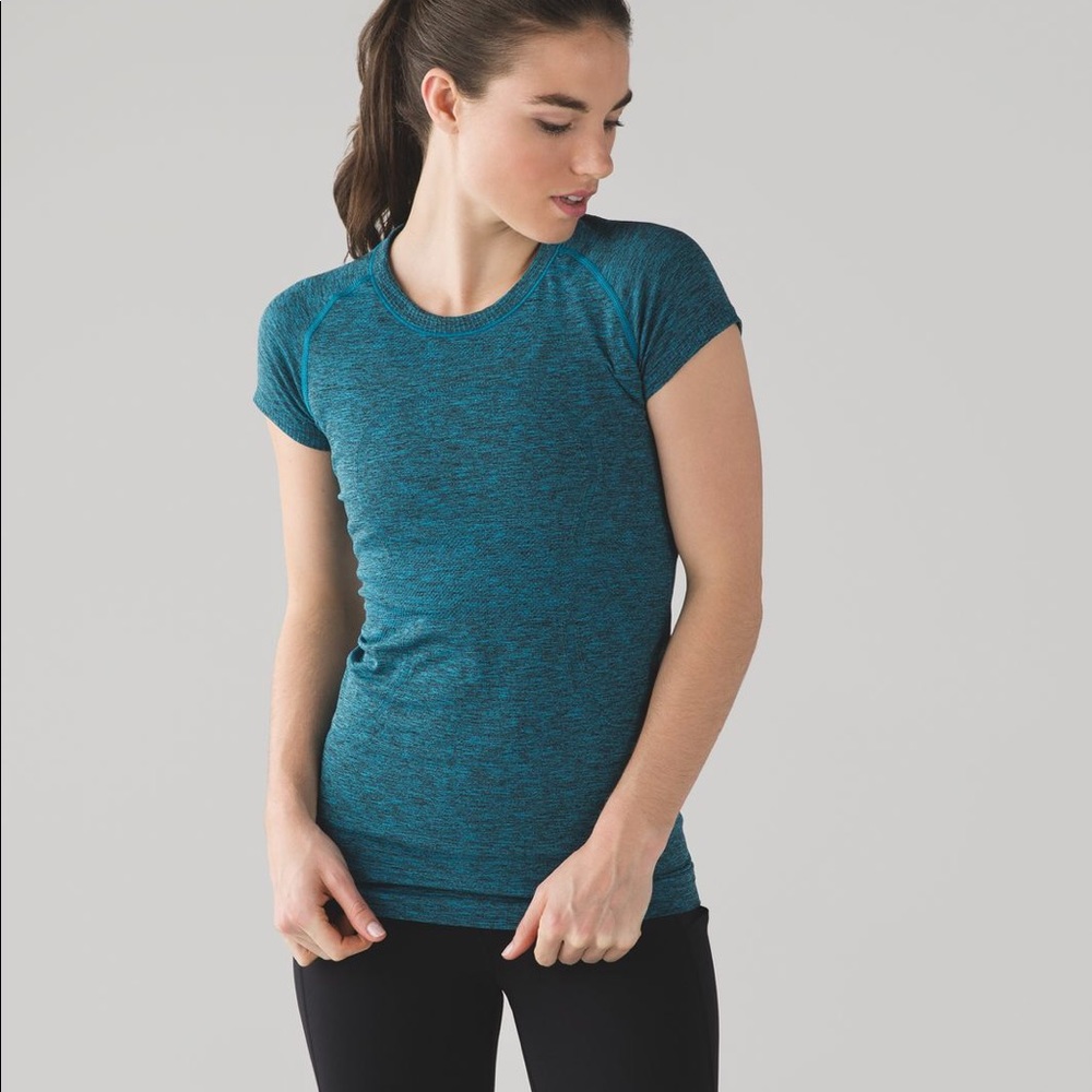 Lululemon swiftly tech short sleeve
